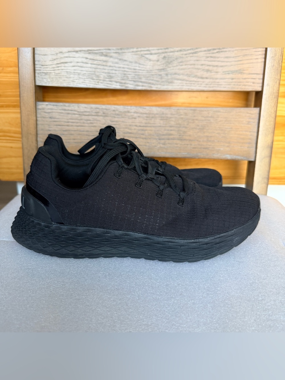 Nobull unisex Allday 365 (Ripstop) shoes M7.5 and W9 black